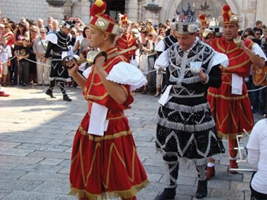 La danza cavalleresca Moreška